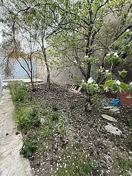 Satılır 5 otaqlı həyət evi 170 m²