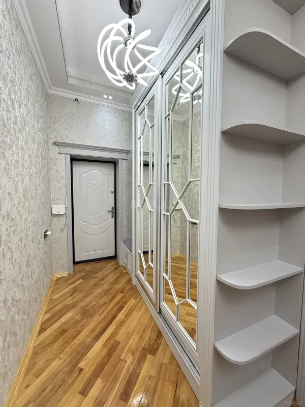 Satılır 5 otaqlı həyət evi 170 m²