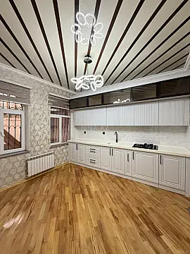 Satılır 5 otaqlı həyət evi 170 m²