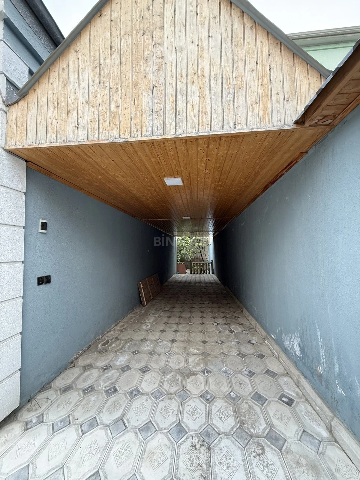 Satılır 5 otaqlı həyət evi 170 m²