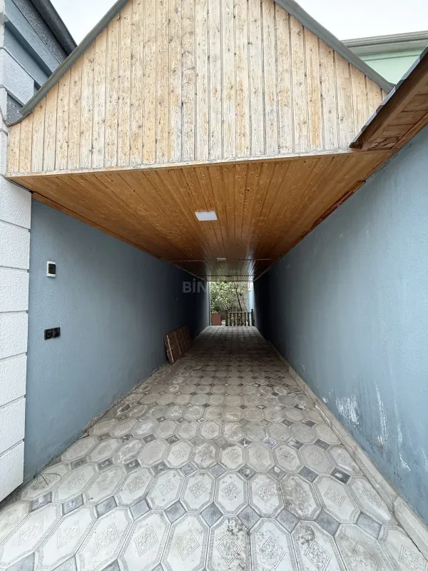 Satılır 5 otaqlı həyət evi 170 m²