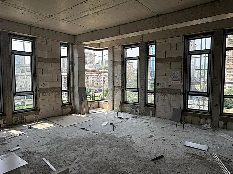 Satılır 3 otaqlı mənzil 154 m²