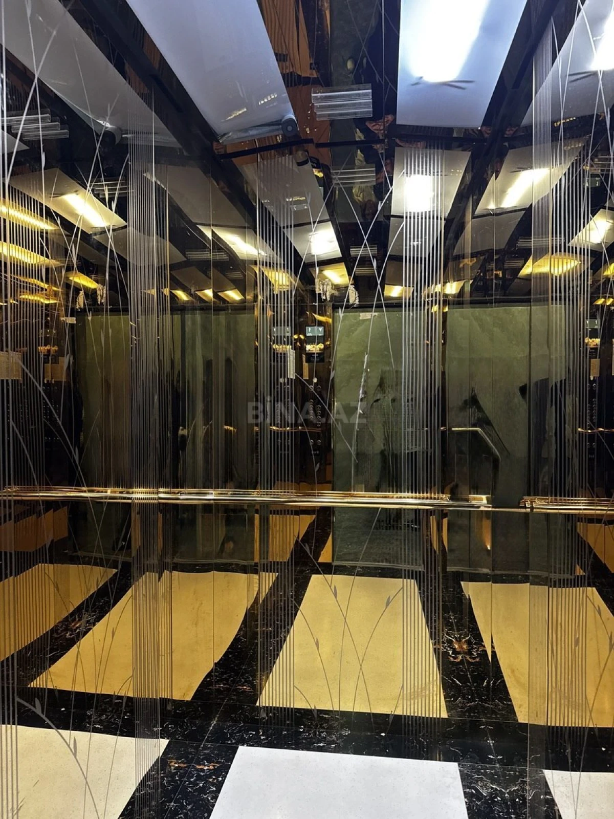 Satılır 3 otaqlı mənzil 97.1 m²