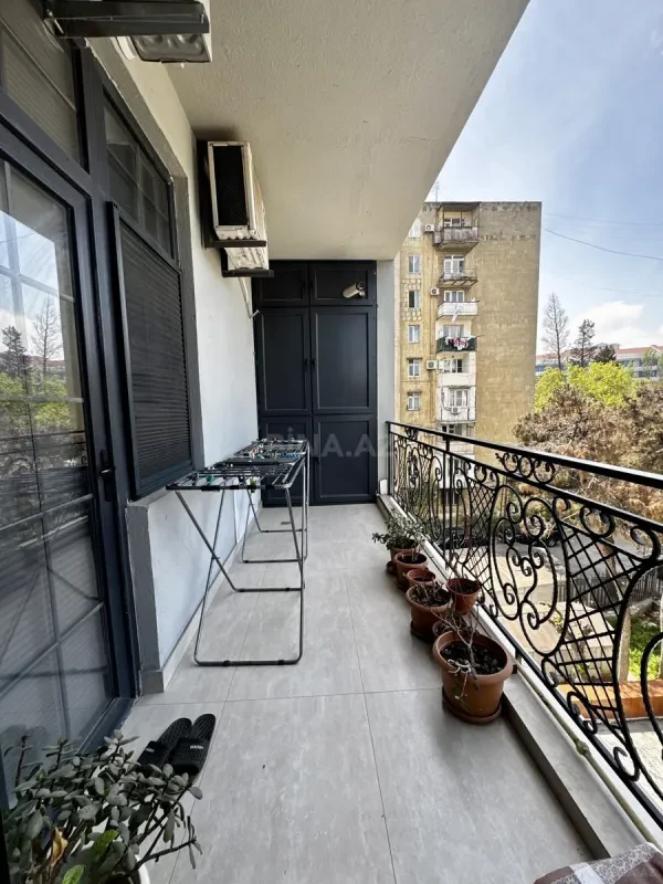 Satılır 3 otaqlı mənzil 97.1 m²