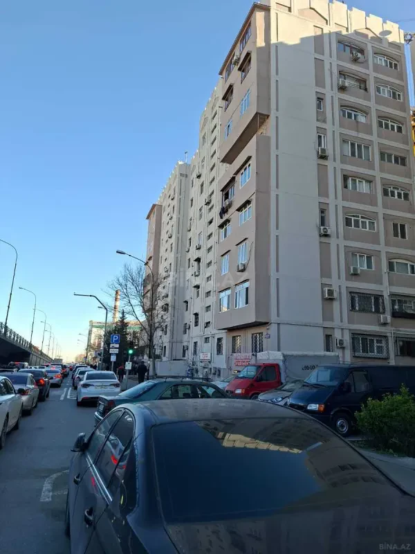 Kirayə verilir 3 otaqlı mənzil 100 m²
