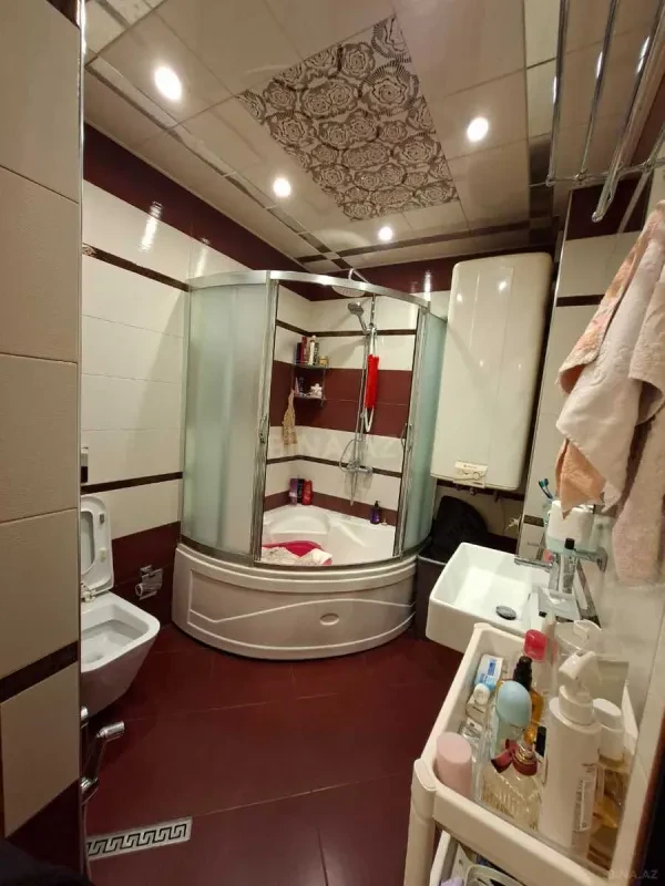 Kirayə verilir 3 otaqlı mənzil 100 m²