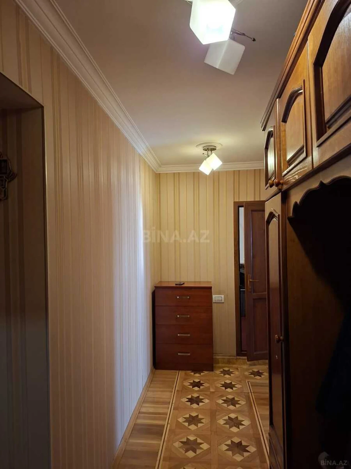 Kirayə verilir 3 otaqlı mənzil 100 m²