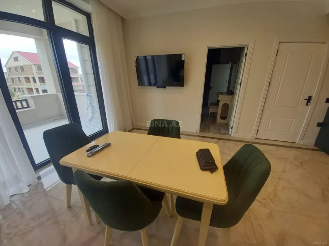 Satılır 2 otaqlı mənzil 86 m²
