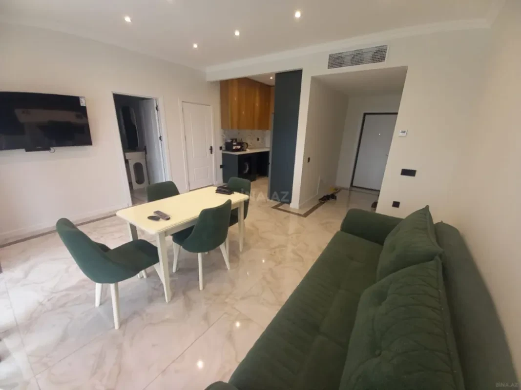 Satılır 2 otaqlı mənzil 86 m²