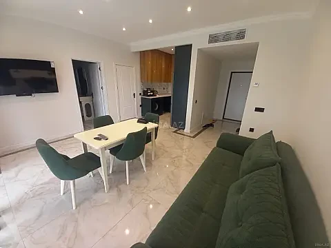 Satılır 2 otaqlı mənzil 86 m²
