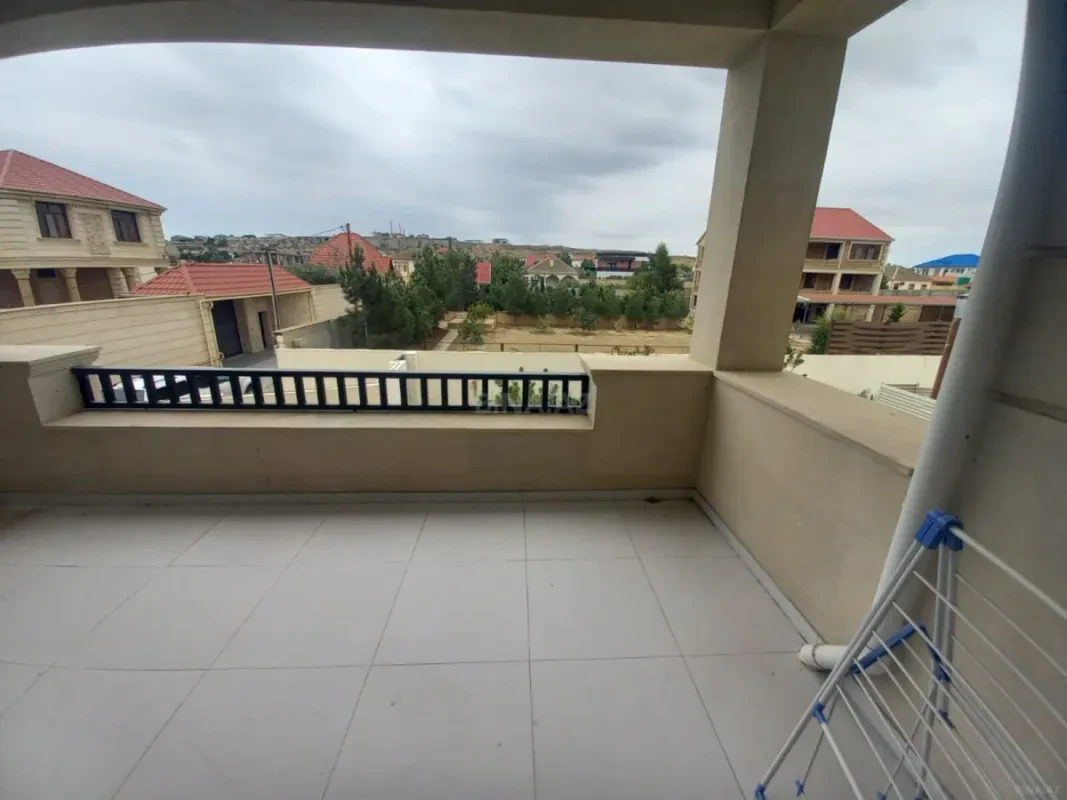 Satılır 2 otaqlı mənzil 86 m²