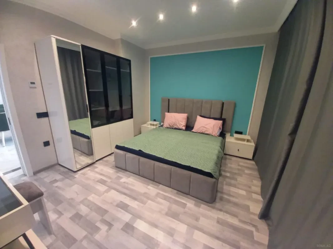Satılır 2 otaqlı mənzil 86 m²