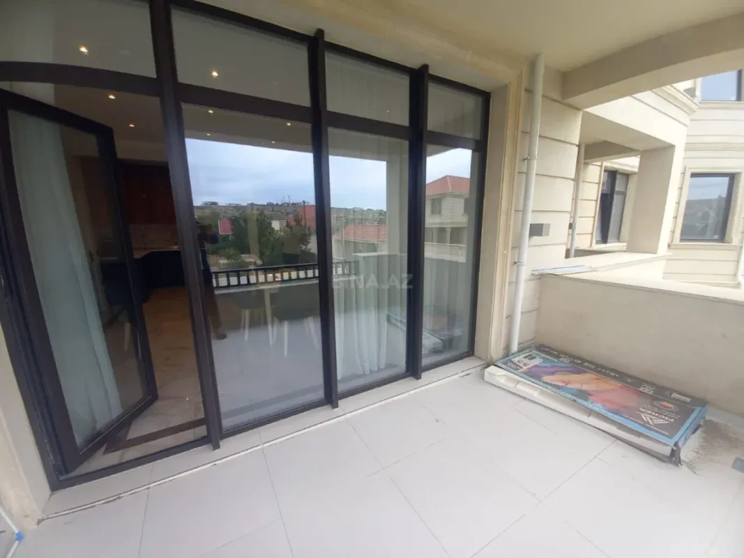 Satılır 2 otaqlı mənzil 86 m²