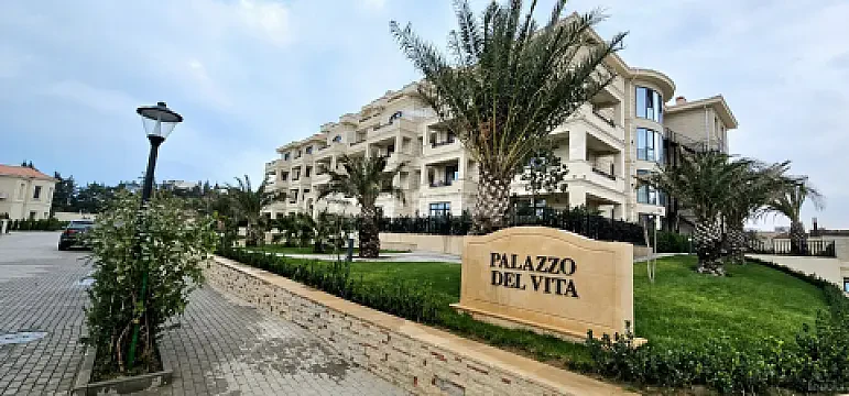 Satılır 2 otaqlı mənzil 86 m²