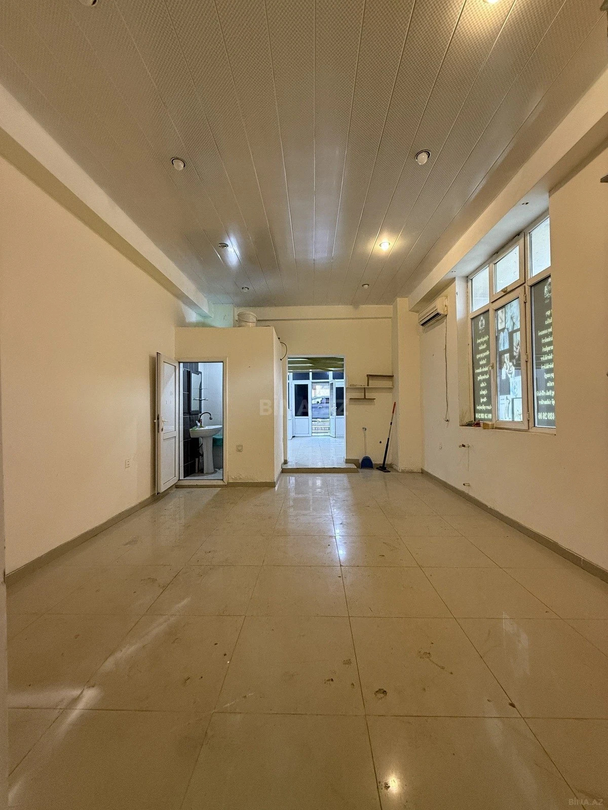 Kirayə verilir obyekt 95 m²
