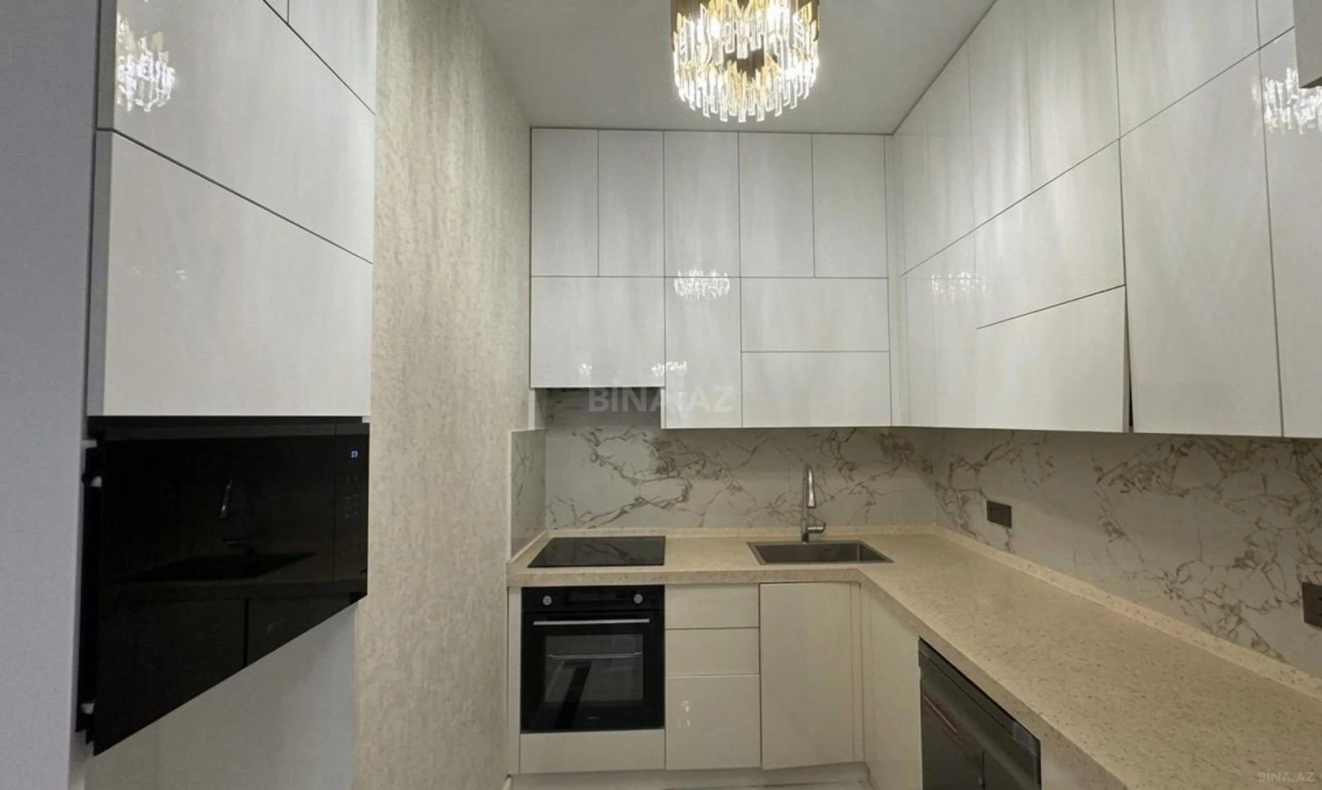 Kirayə verilir 3 otaqlı mənzil 100 m²