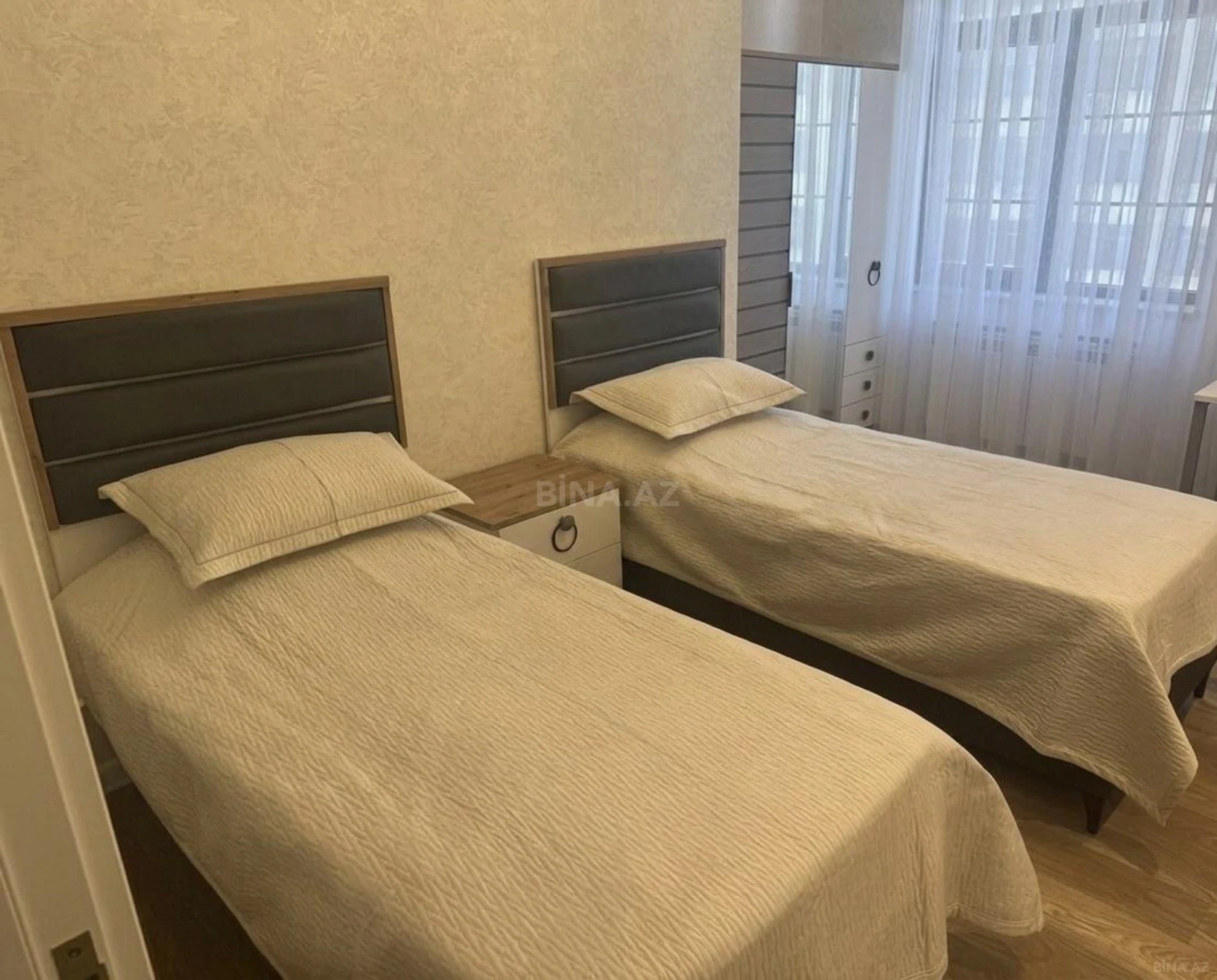 Kirayə verilir 3 otaqlı mənzil 100 m²