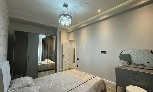 Kirayə verilir 3 otaqlı mənzil 100 m²