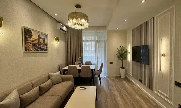 Kirayə verilir 3 otaqlı mənzil 100 m² — Bakı 3 otaq 100.00 m²