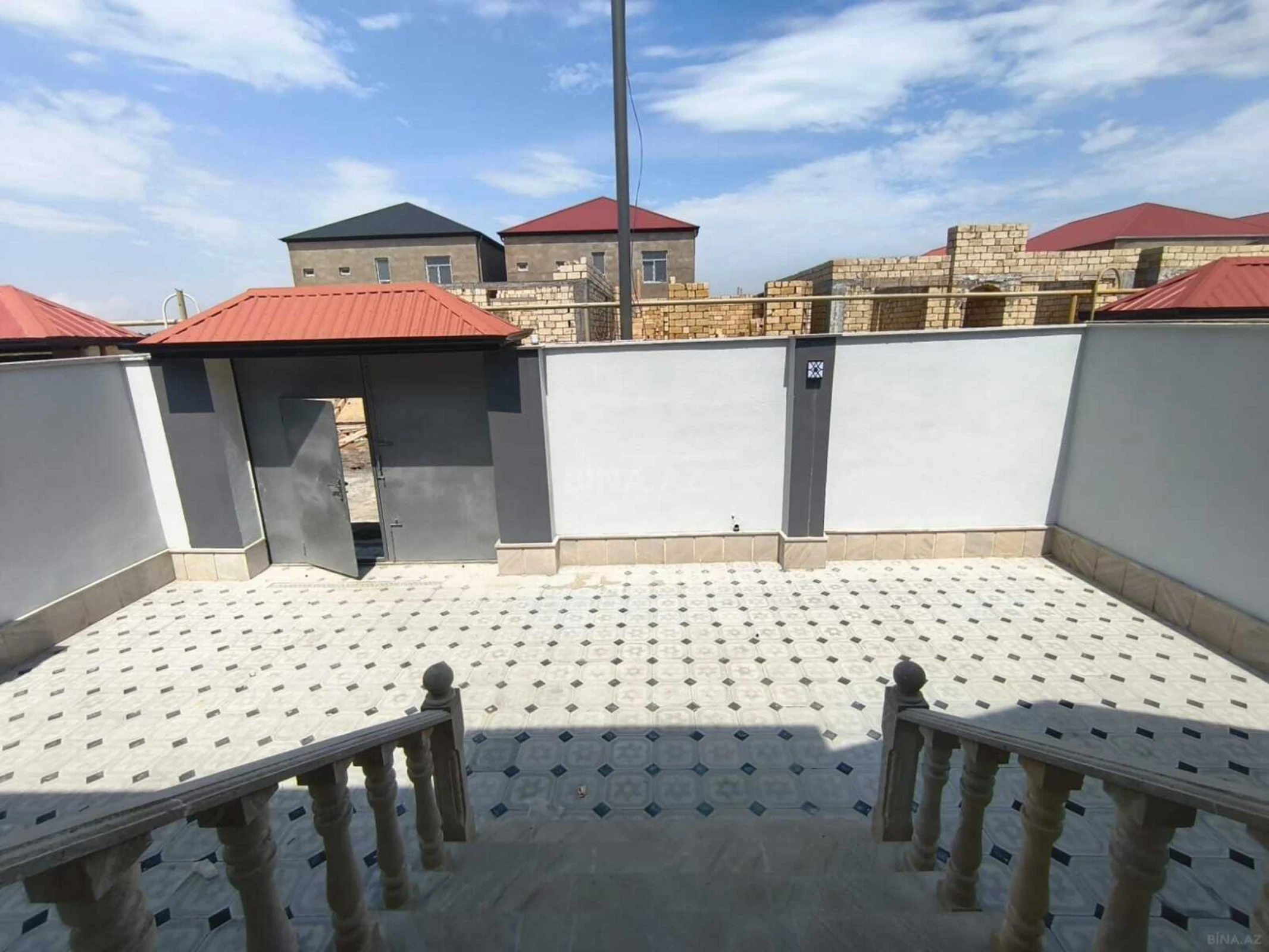 Satılır 4 otaqlı həyət evi 125 m²