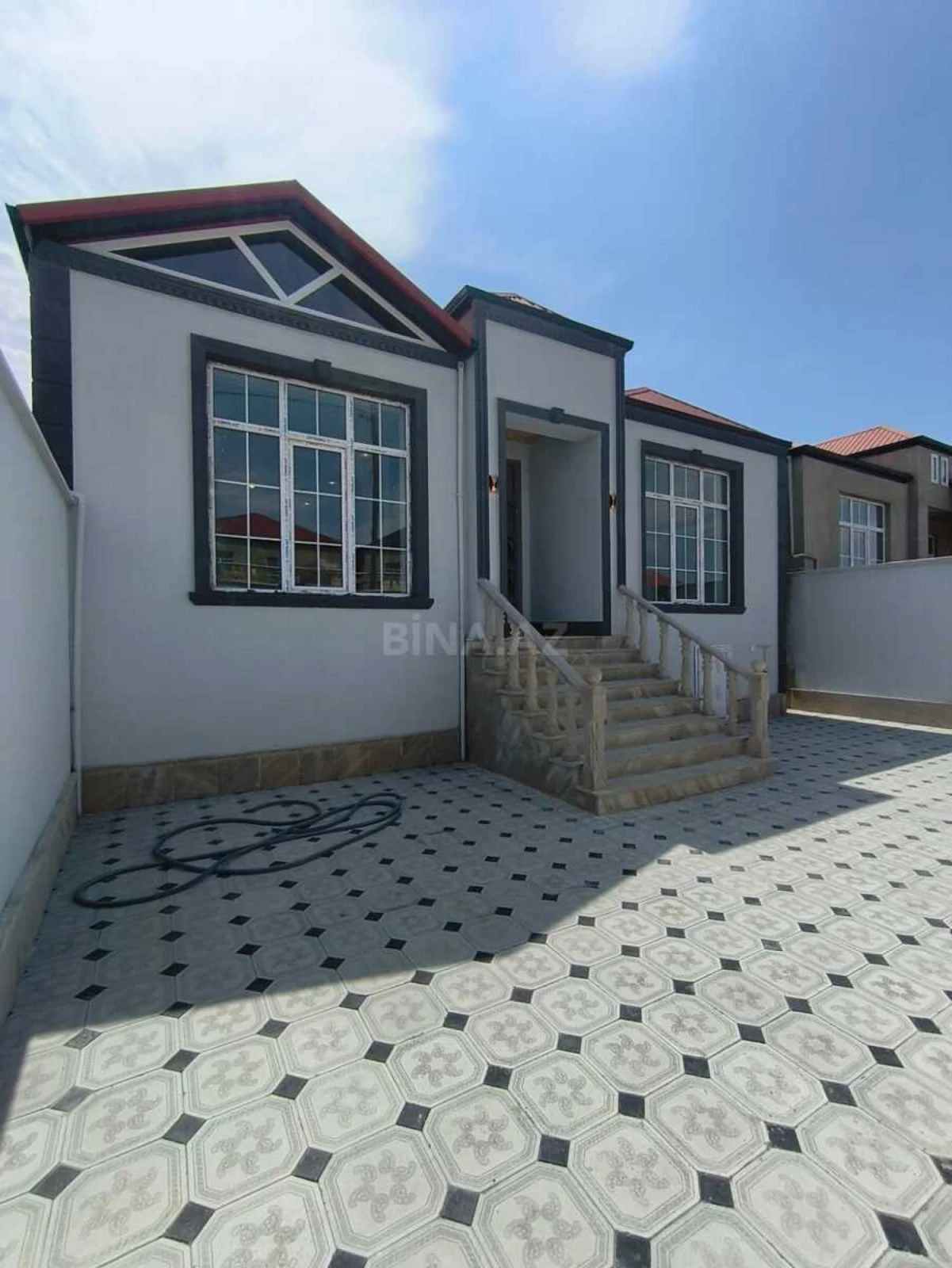 Satılır 4 otaqlı həyət evi 125 m²