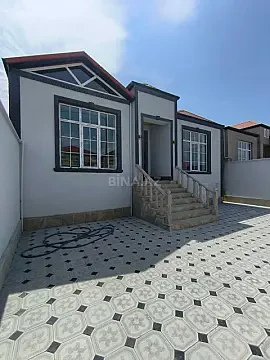 Satılır 4 otaqlı həyət evi 125 m²