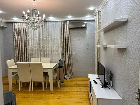 Kirayə verilir 2 otaqlı mənzil 55 m²