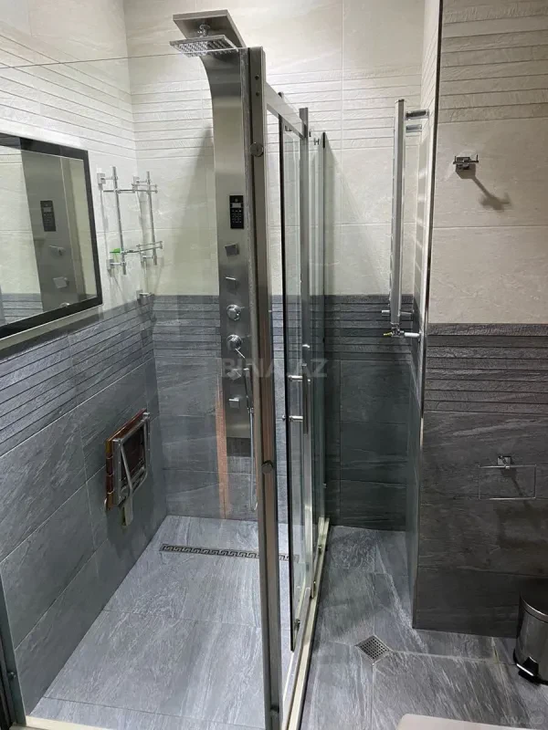 Kirayə verilir 3 otaqlı mənzil 110 m²