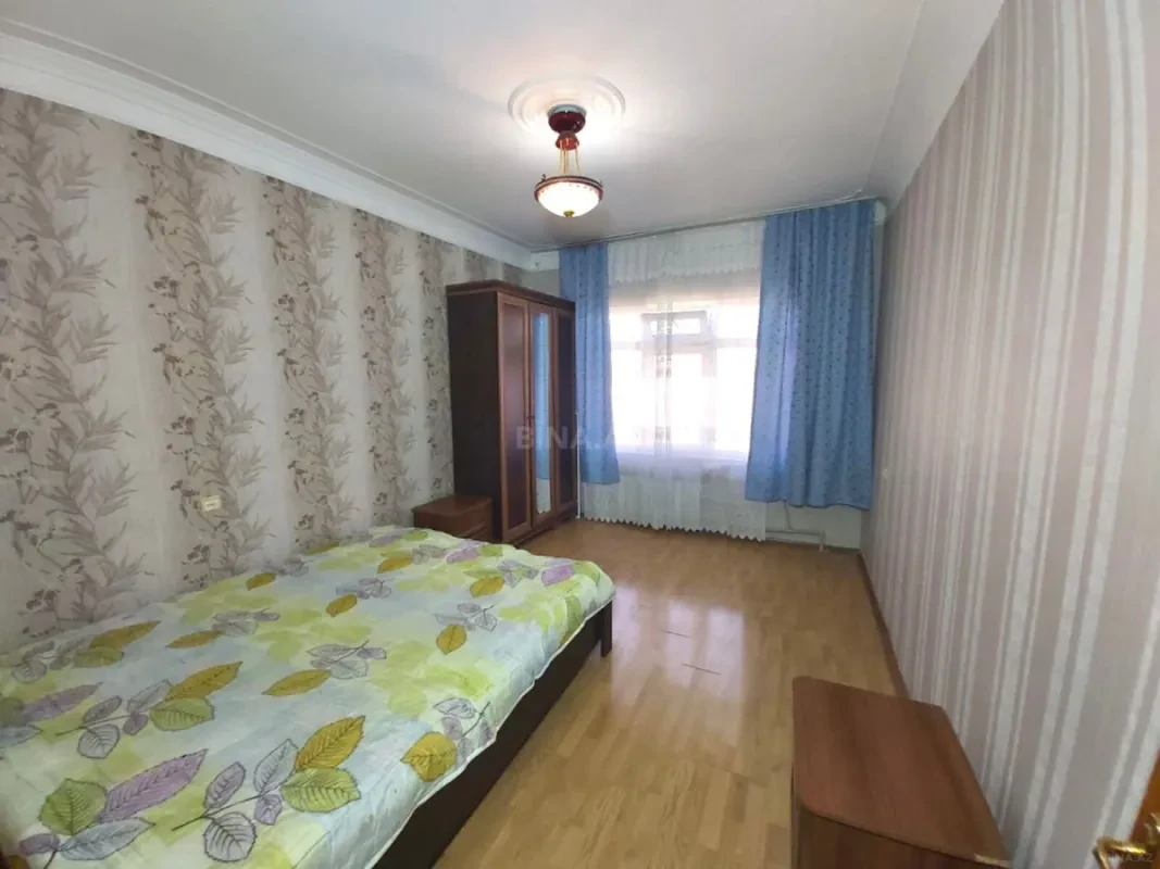Satılır 3 otaqlı mənzil 80 m²