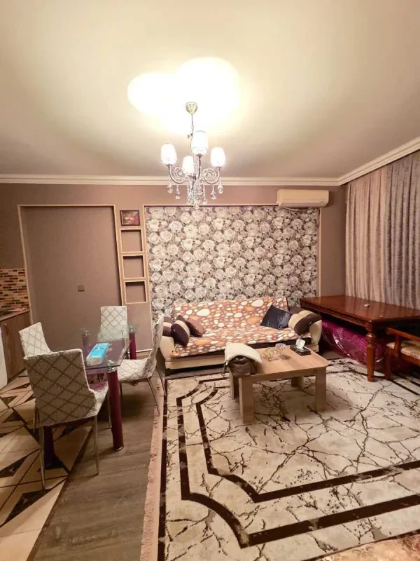 Satılır 2 otaqlı mənzil 56 m²
