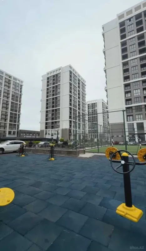 Satılır 3 otaqlı mənzil 147 m²