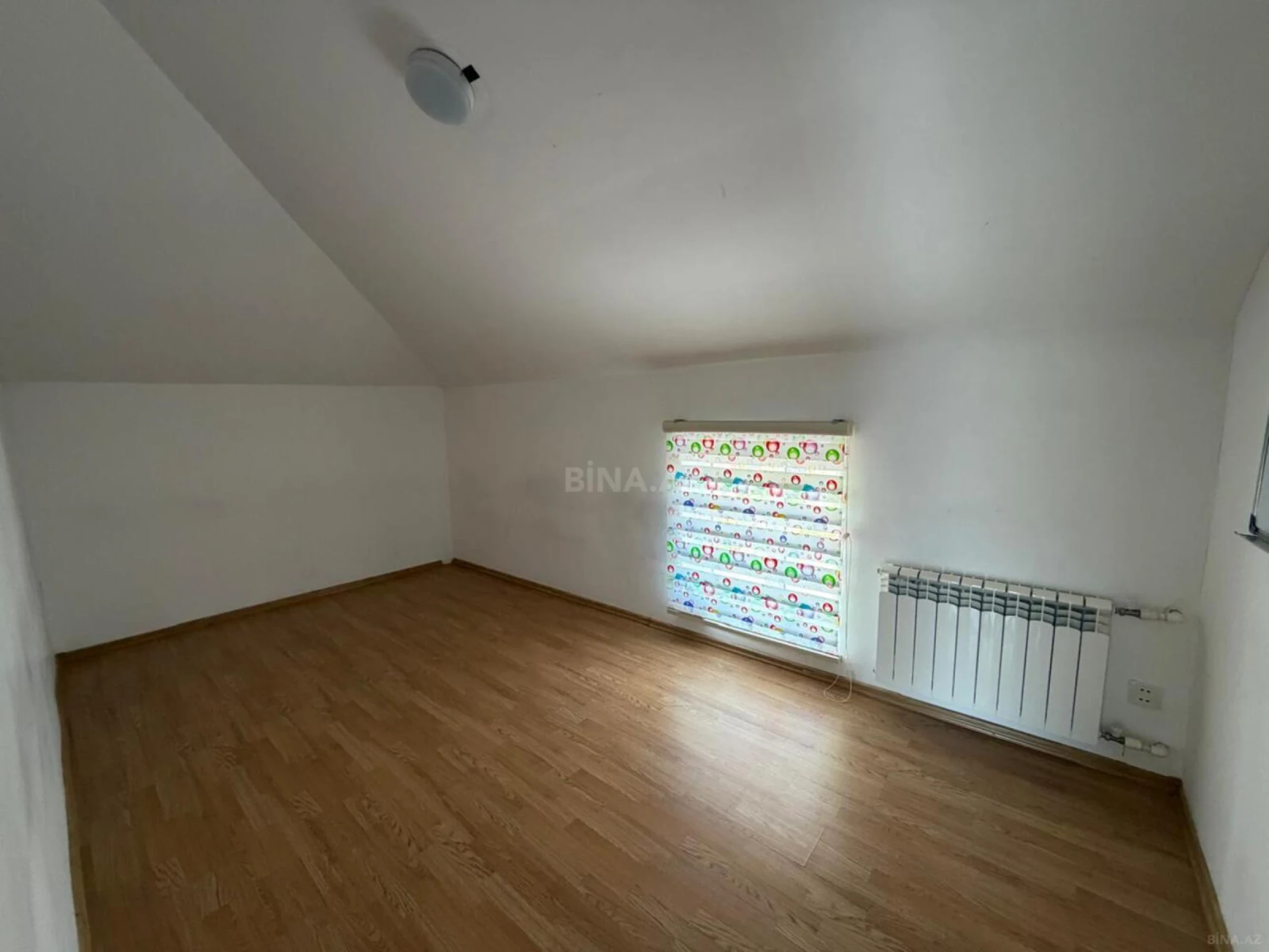 Satılır obyekt 300 m²