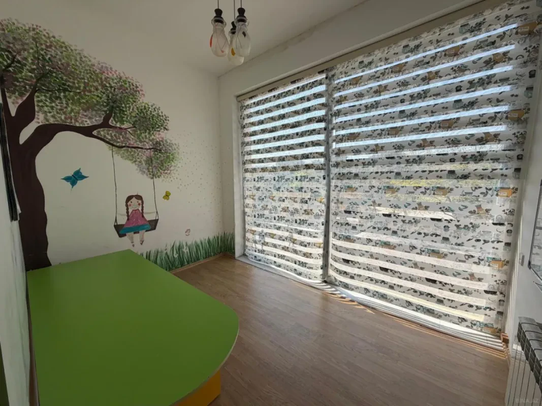Satılır obyekt 300 m²