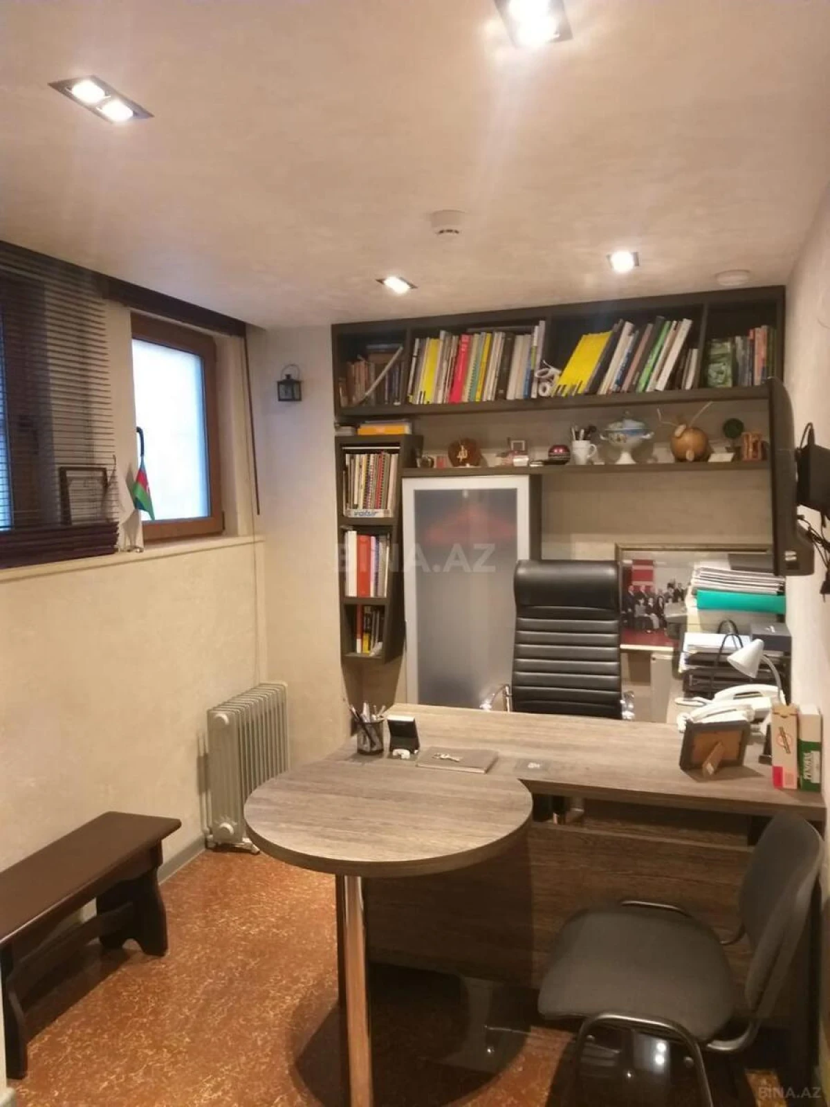 Satılır 1 otaqlı ofis 15 m²