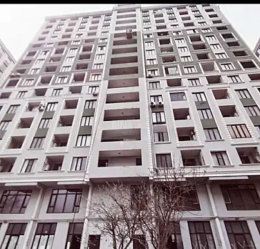 Satılır 3 otaqlı mənzil 134 m² — Bakı 3 otaq 134.00 m²