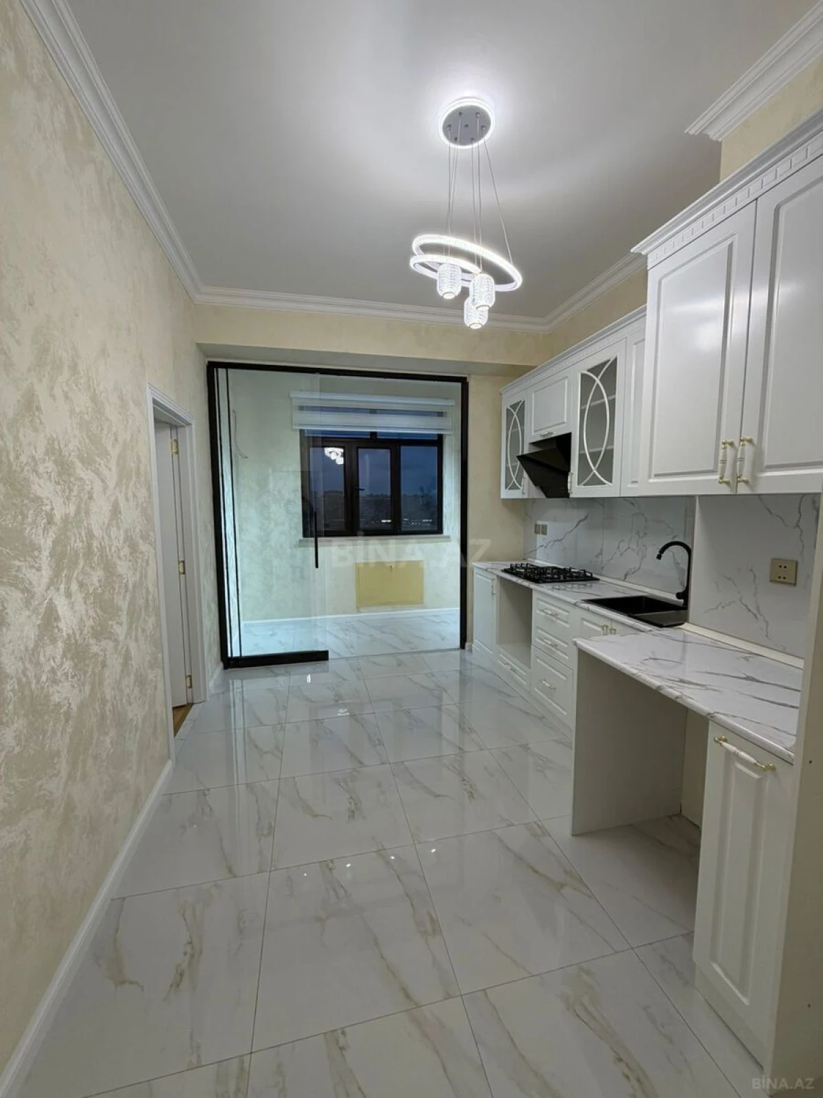 Satılır 3 otaqlı mənzil 79 m²