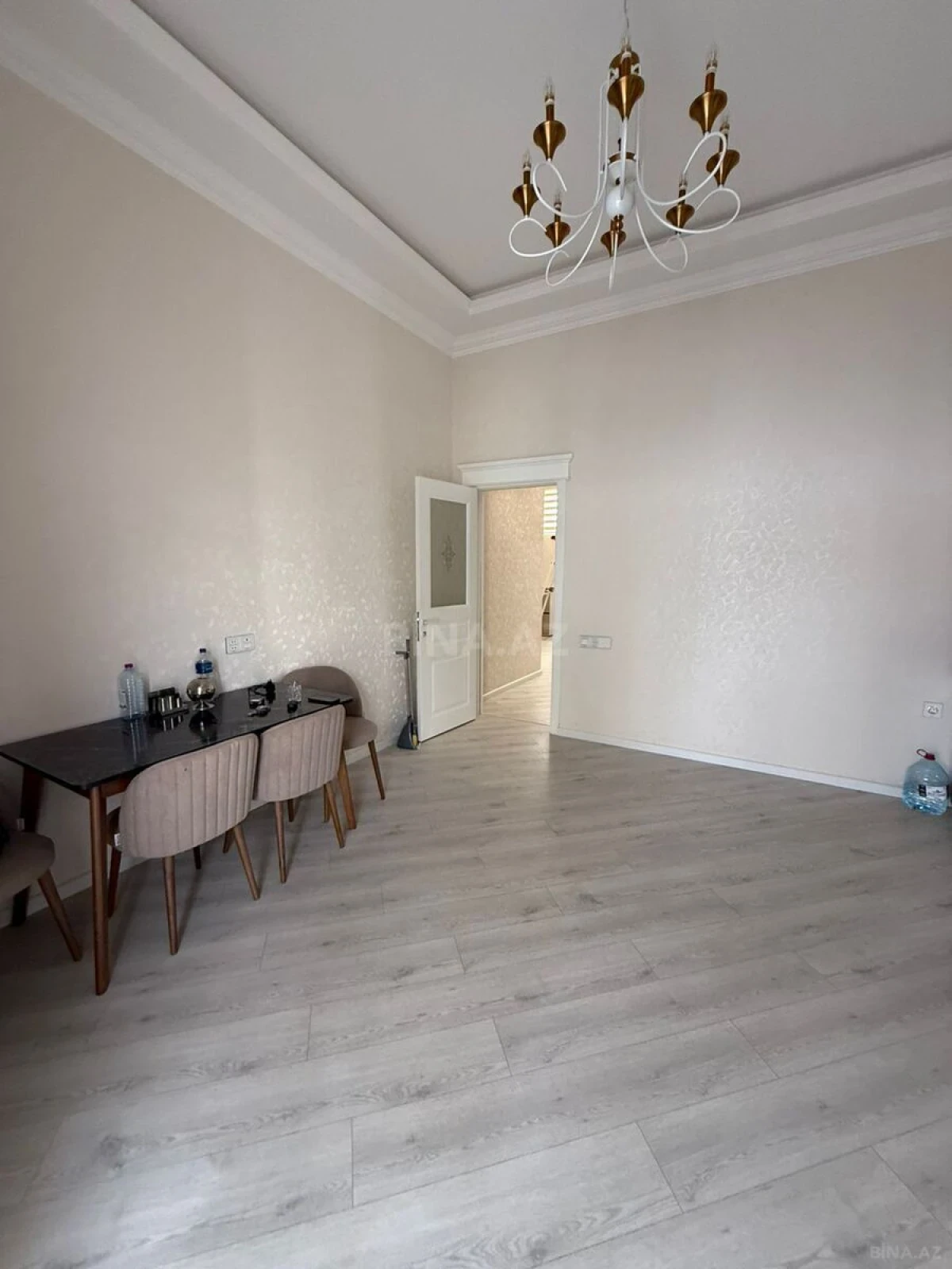 Kirayə verilir 5 otaqlı həyət evi 220 m²