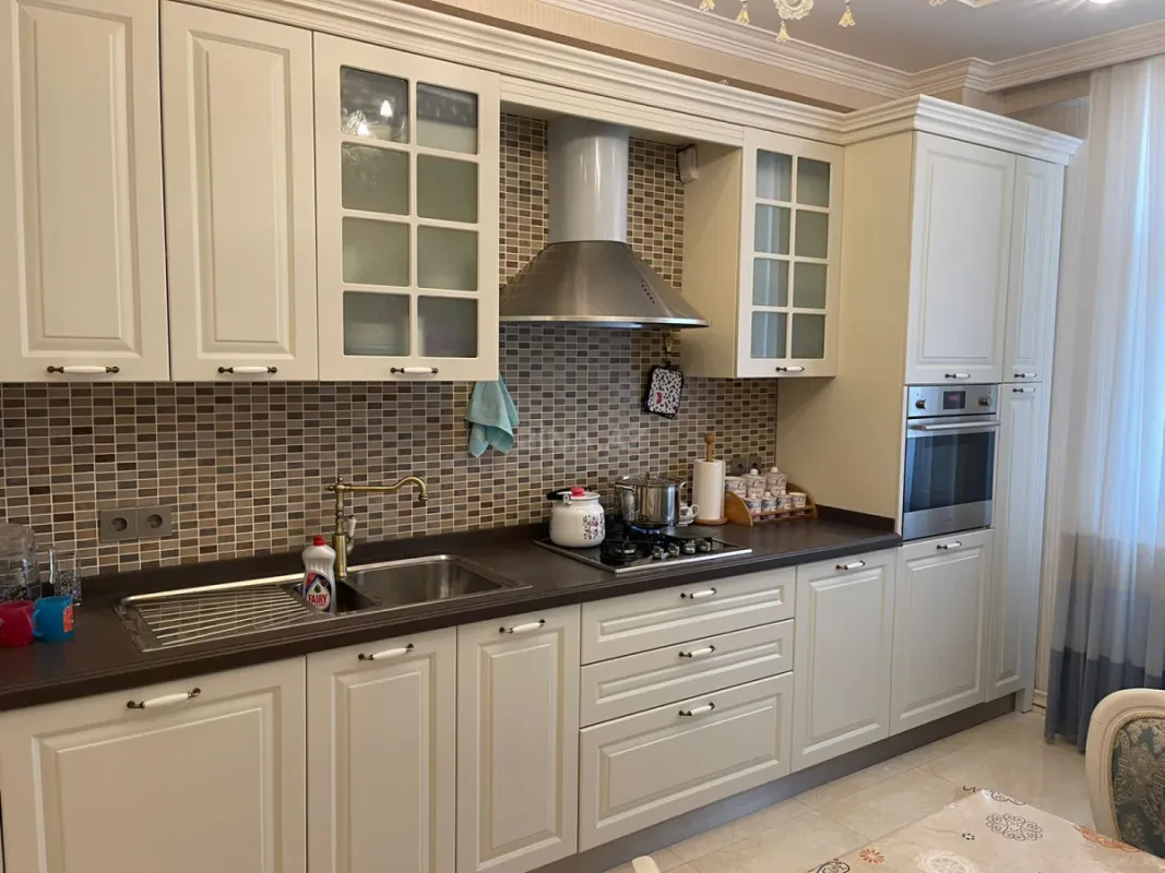 Satılır 2 otaqlı mənzil 95 m²