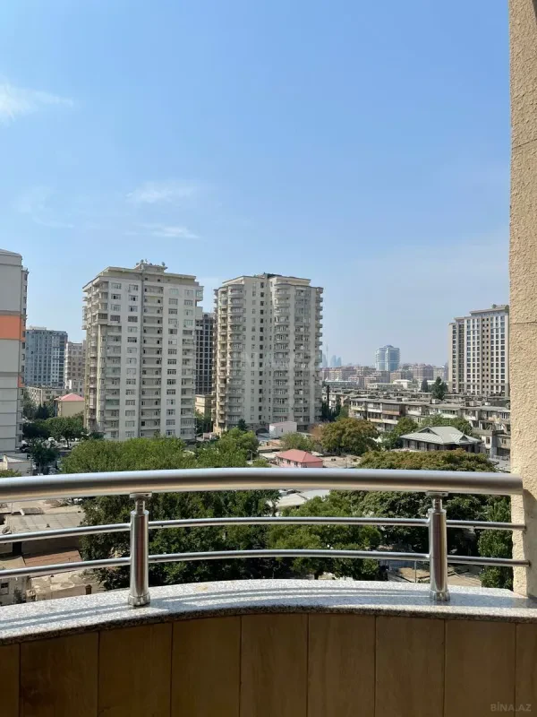 Satılır 2 otaqlı mənzil 95 m²