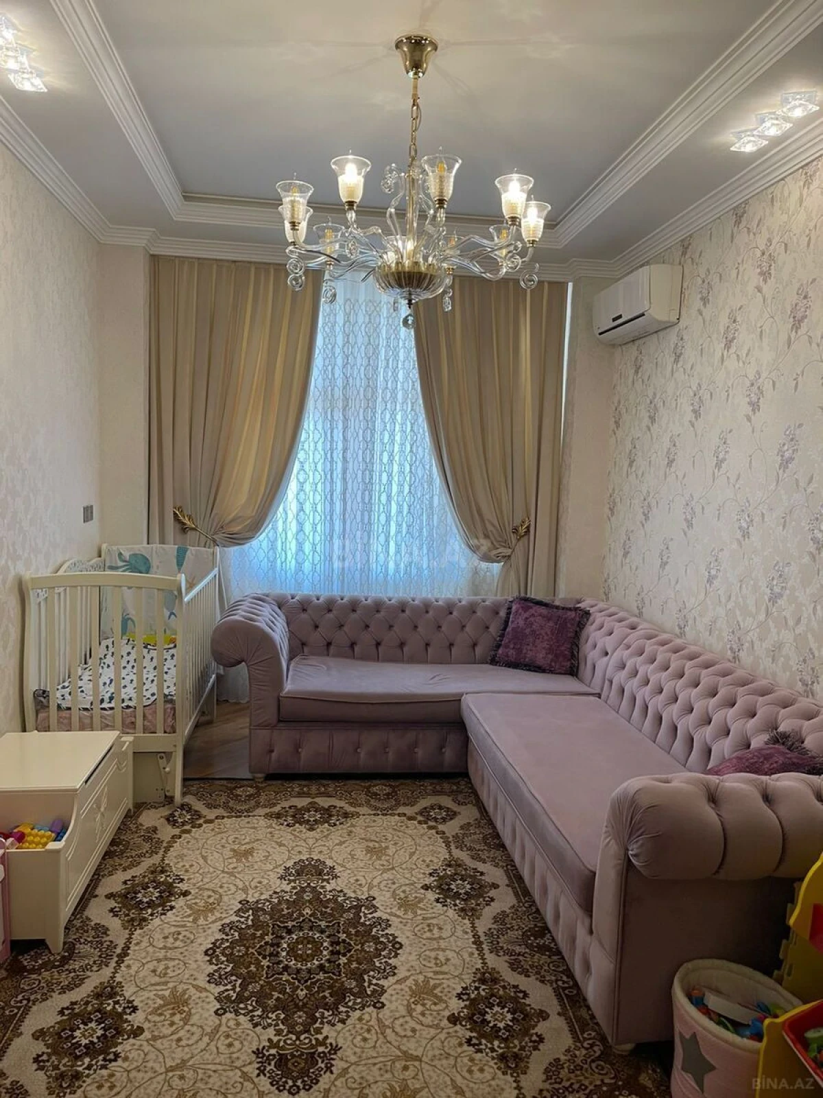 Satılır 2 otaqlı mənzil 95 m²