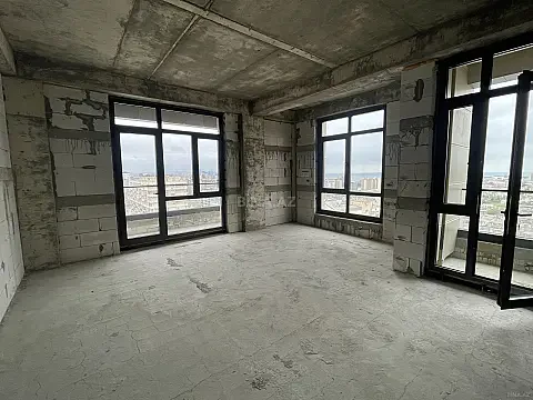 Satılır 2 otaqlı mənzil 117 m²