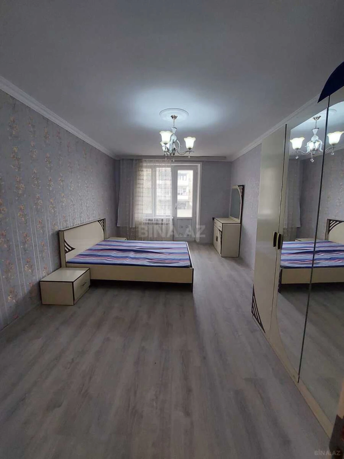 Satılır 3 otaqlı mənzil 75 m²