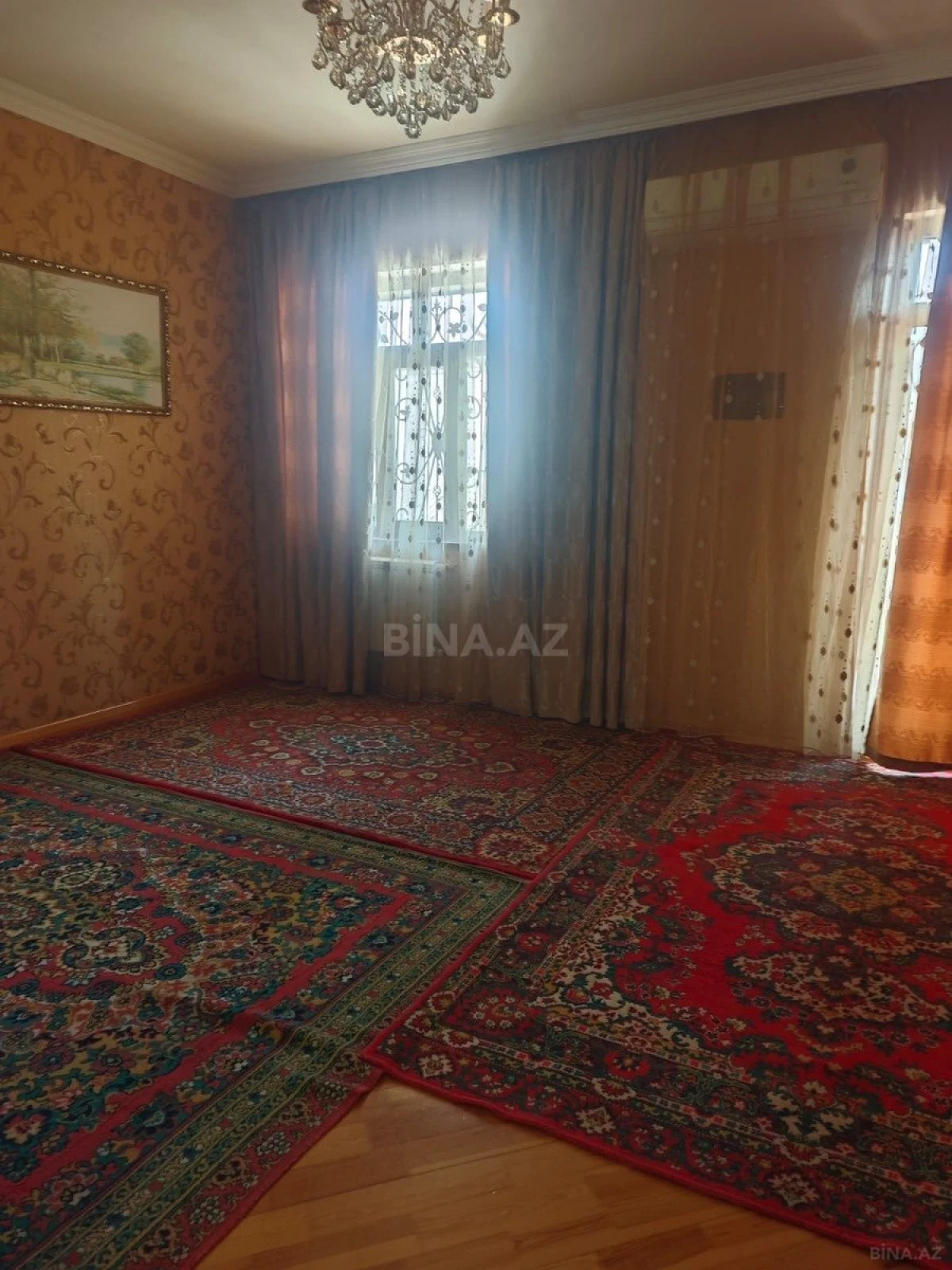 Satılır 5 otaqlı həyət evi 280 m²