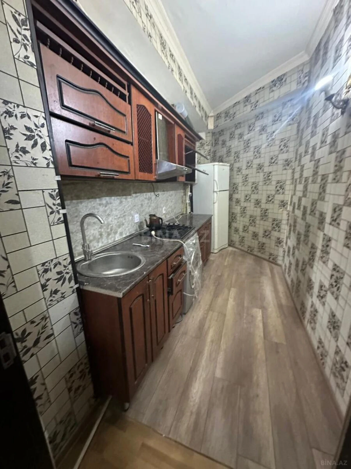 Kirayə verilir 2 otaqlı mənzil 75 m²