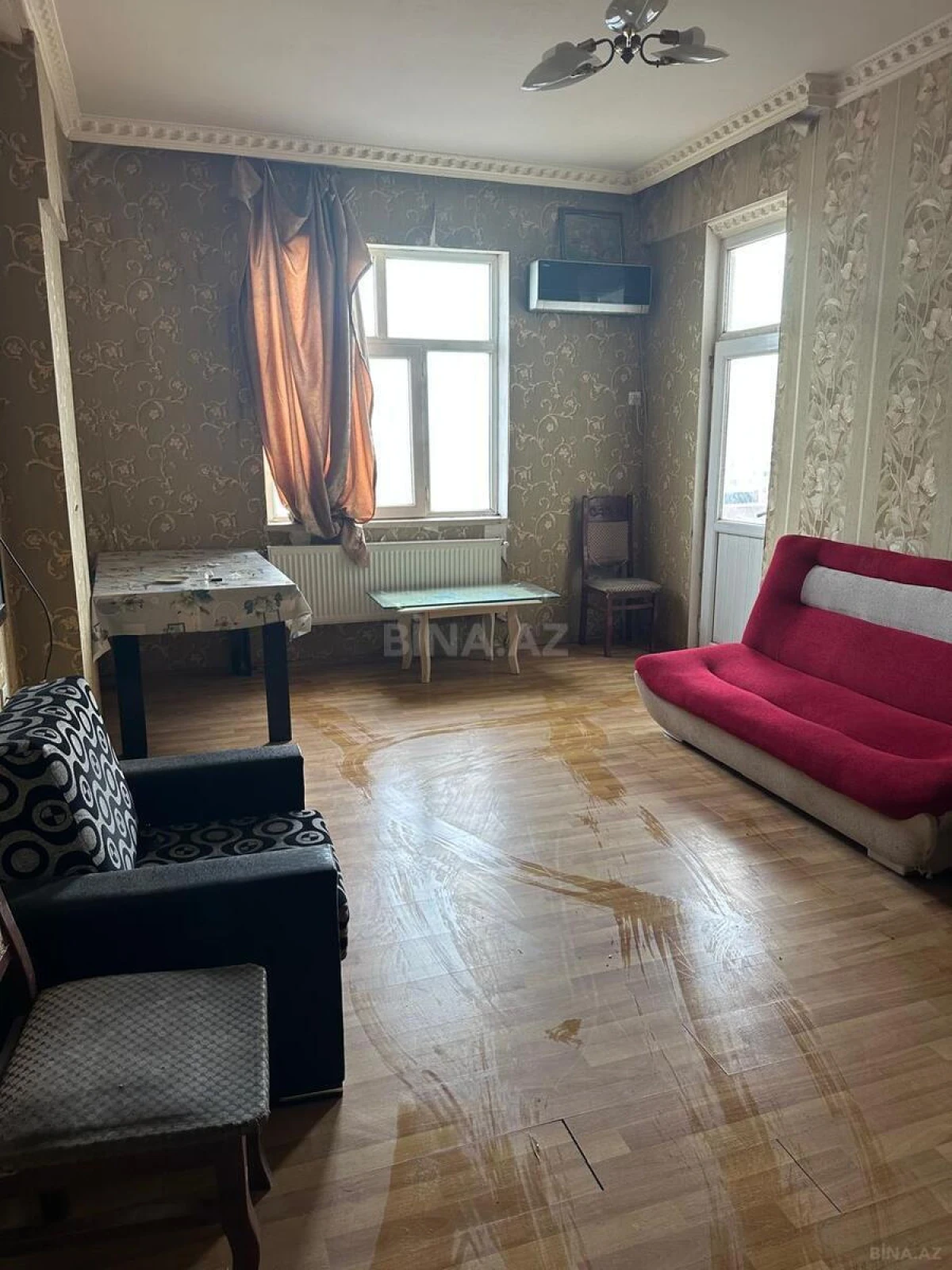 Kirayə verilir 2 otaqlı mənzil 75 m²