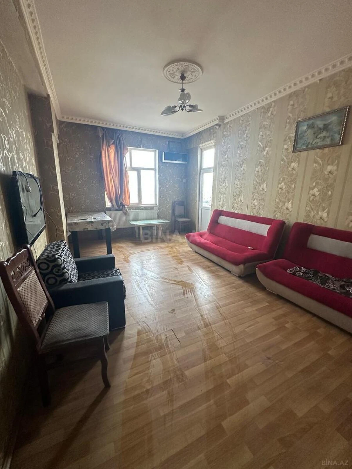 Kirayə verilir 2 otaqlı mənzil 75 m²