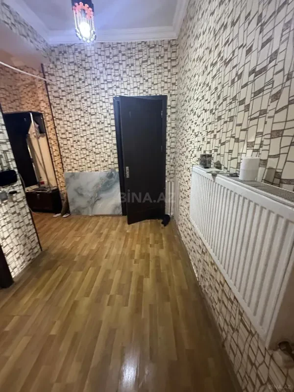 Kirayə verilir 2 otaqlı mənzil 75 m²