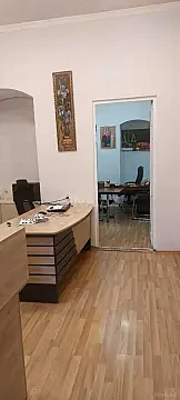 Kirayə verilir 2 otaqlı ofis 50 m²