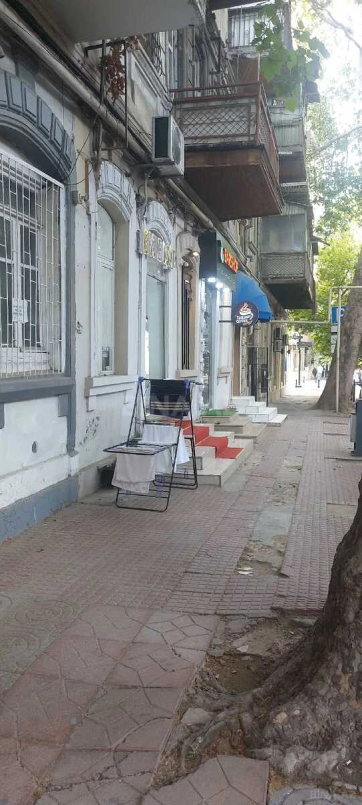 Kirayə verilir 2 otaqlı ofis 50 m²
