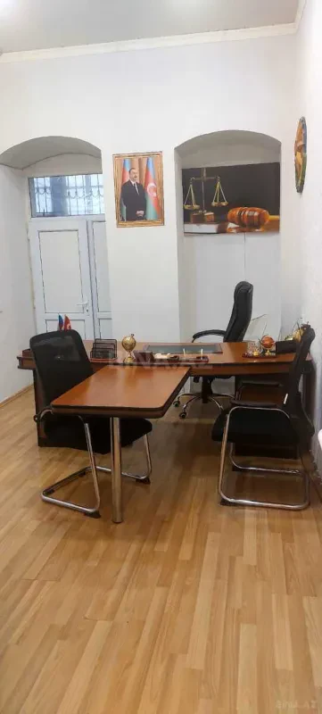 Kirayə verilir 2 otaqlı ofis 50 m²